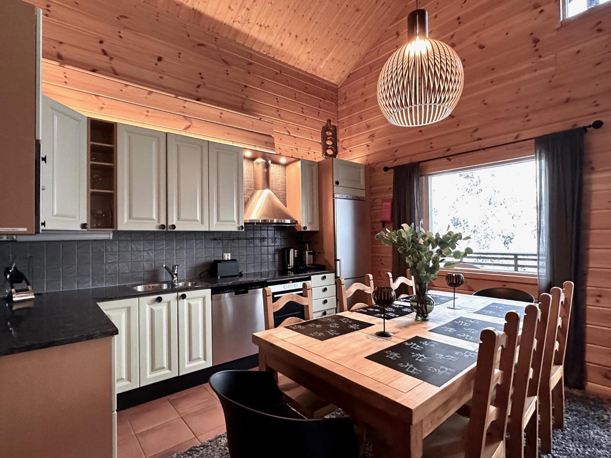 Villa Nuottitie, Леви Екстериор снимка
